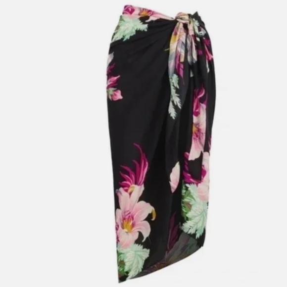 Walter Baker Floral Paradise Sarong Grand Magnolia Scarf Dress Skirt One Size - Picture 1 of 9